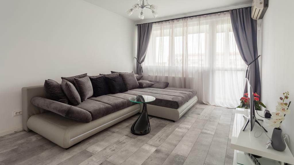 Apartamento Bright House Bucarest Exterior foto